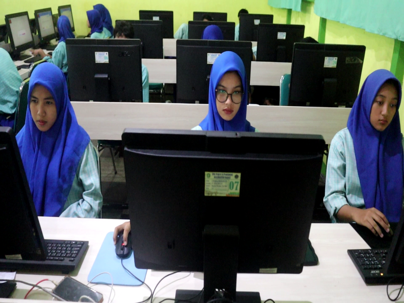 PELAKSANAAN ASESMEN NASIONAL BERBASIS KOMPUTER